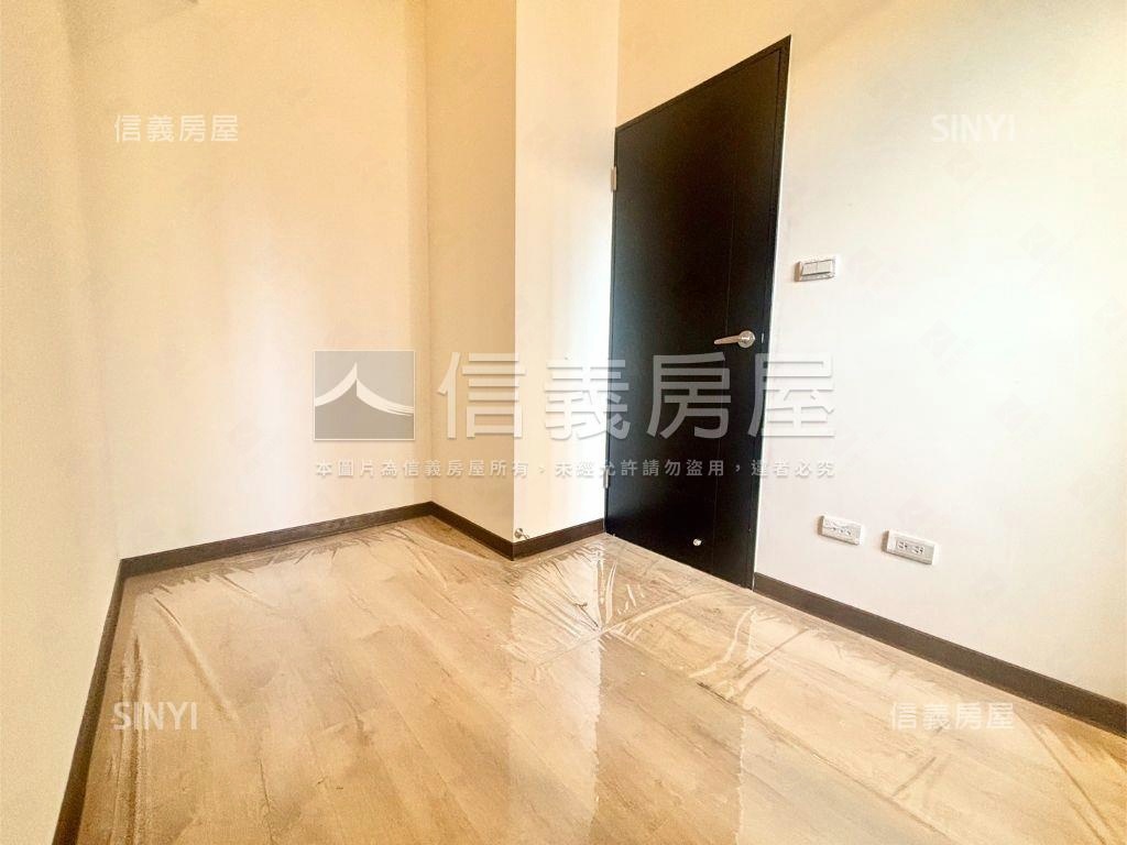低總價芳洲漾兩房平面車位房屋室內格局與周邊環境