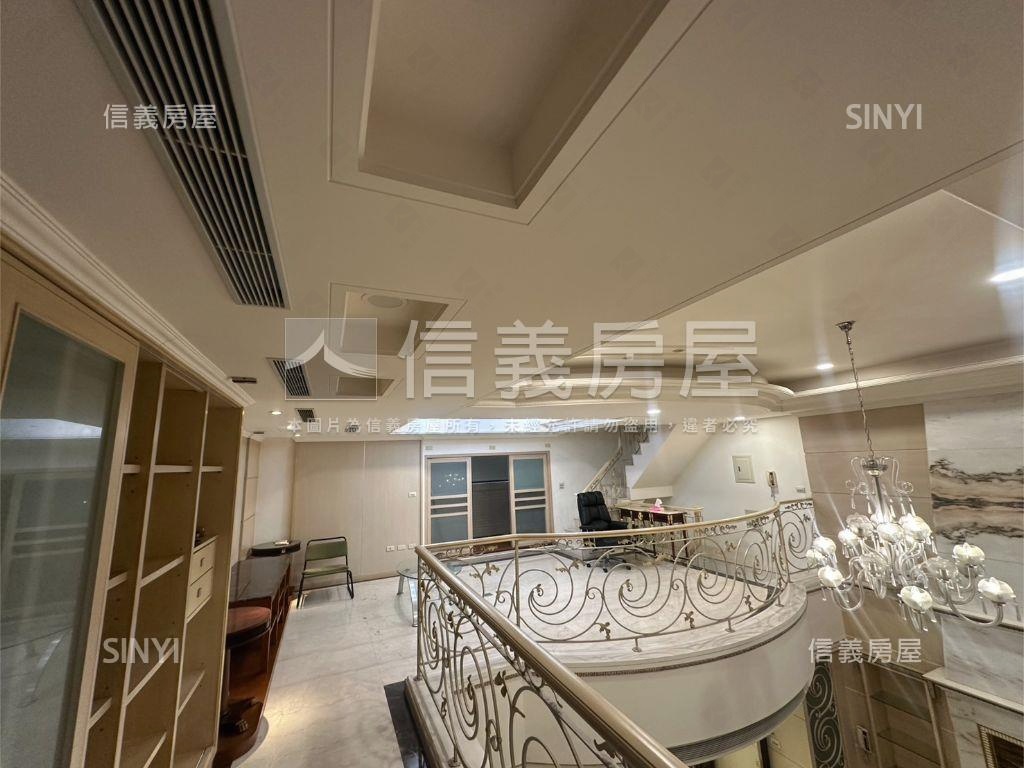 寰宇層峰裝潢別墅房屋室內格局與周邊環境