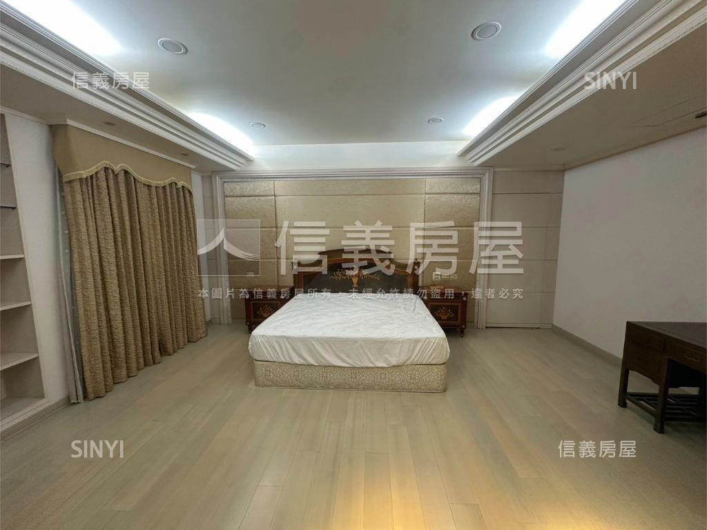 寰宇層峰裝潢別墅房屋室內格局與周邊環境