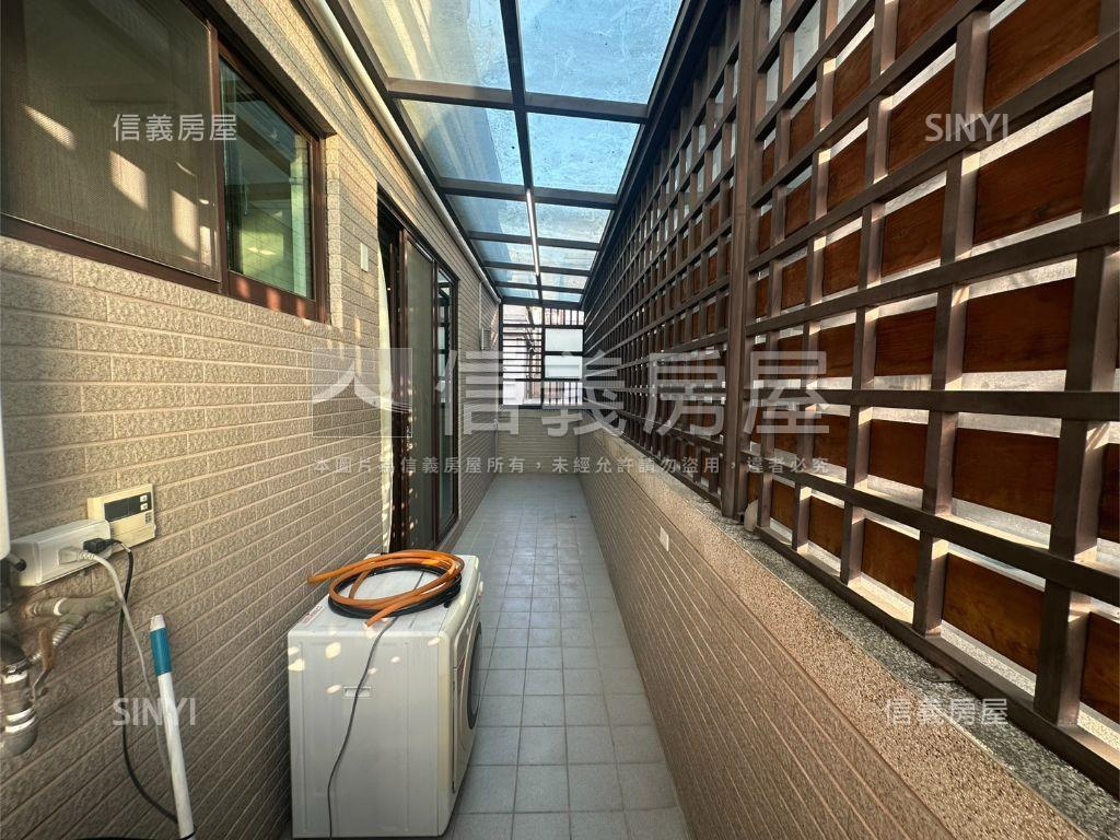 寰宇層峰裝潢別墅房屋室內格局與周邊環境