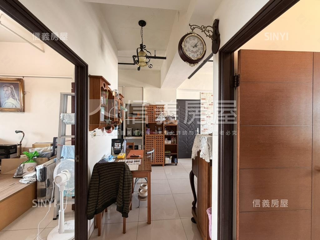 近鳳山國中捷運｜三房平車房屋室內格局與周邊環境