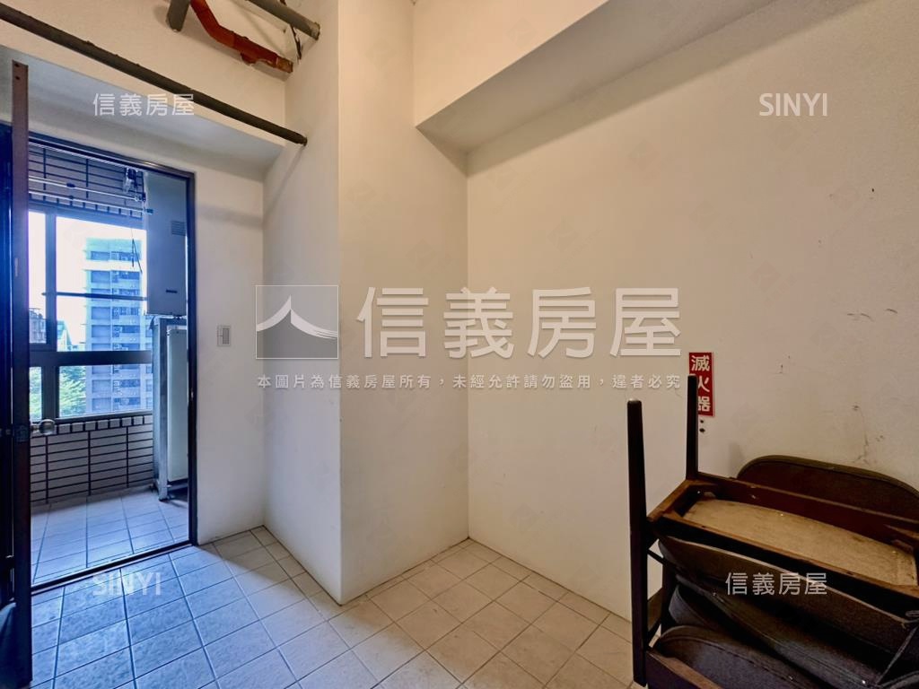 太子美麗殿．大坪數雙車位房屋室內格局與周邊環境