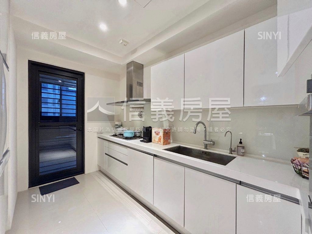 德鑫Ａ＋７入住最佳機會房屋室內格局與周邊環境