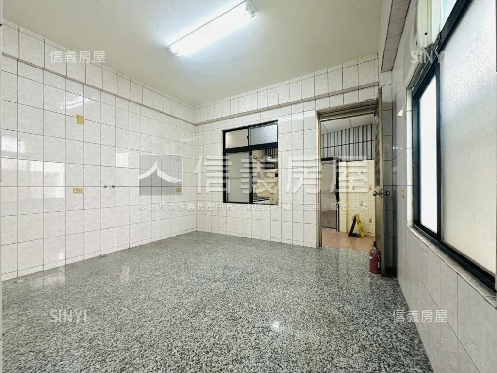 近好市多｜文賢溫馨透天房屋室內格局與周邊環境