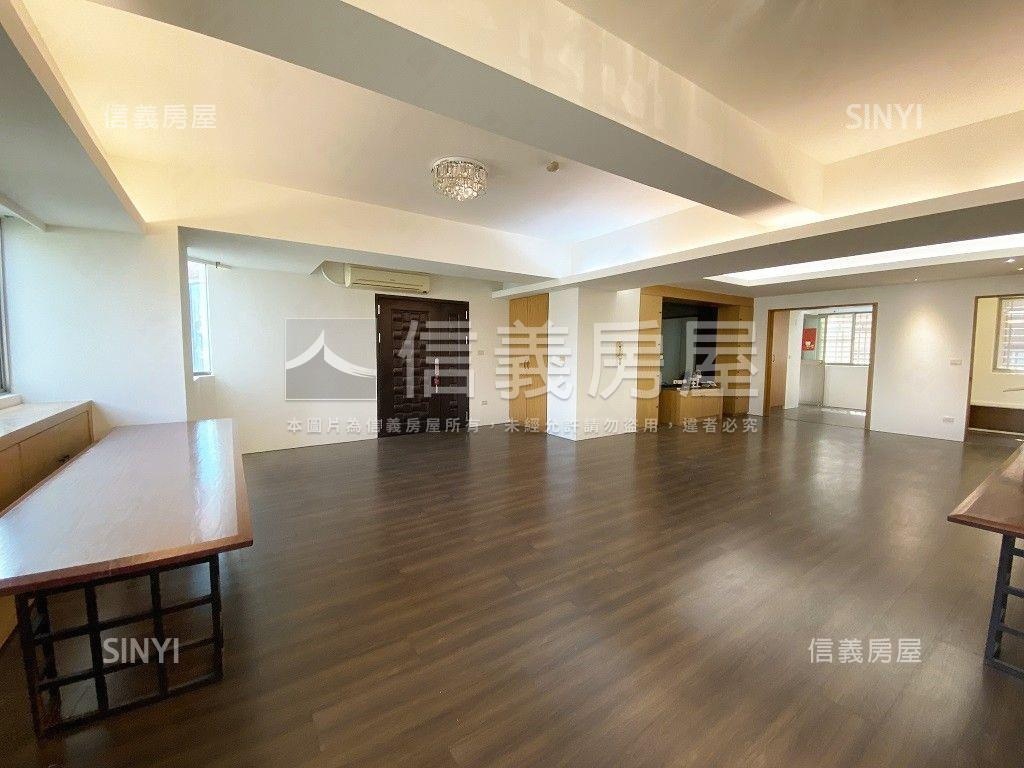 急售．歐洲宮庭極少釋出房屋室內格局與周邊環境