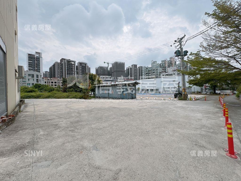 稀有百坪土地釋出房屋室內格局與周邊環境