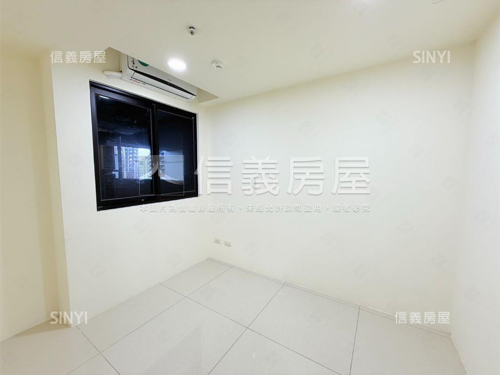 長安雋高樓兩房坡平車位房屋室內格局與周邊環境