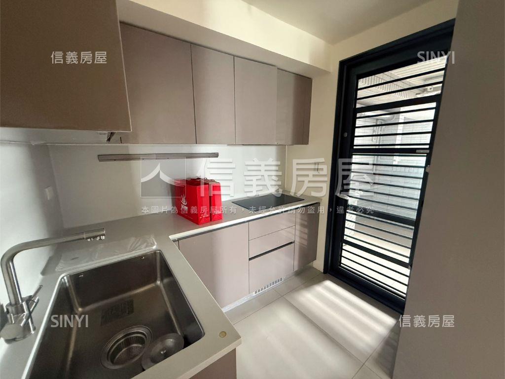 湖濱城高樓視野三房雙平車房屋室內格局與周邊環境