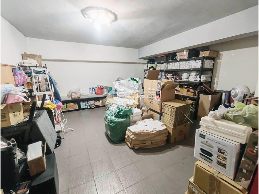 晴光商圈金店面房屋室內格局與周邊環境