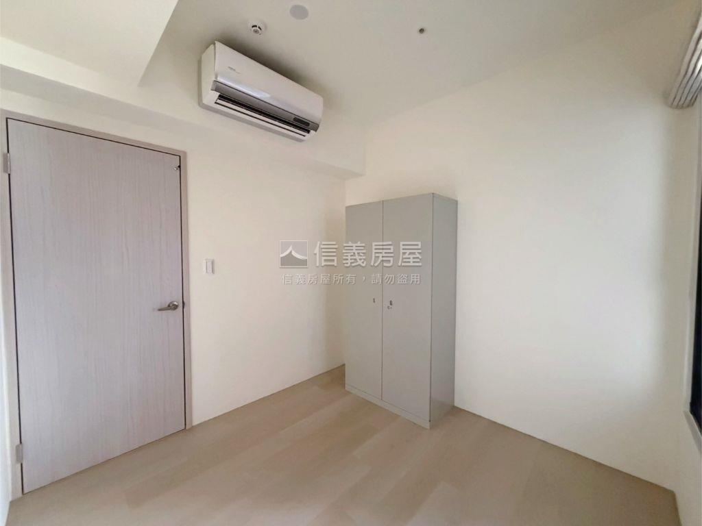 眺望漁光裝潢兩房車位房屋室內格局與周邊環境
