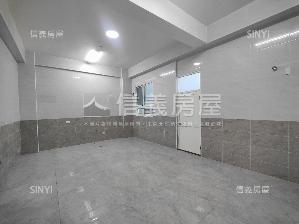 鹿港富景金鑽大面寬角店房屋室內格局與周邊環境