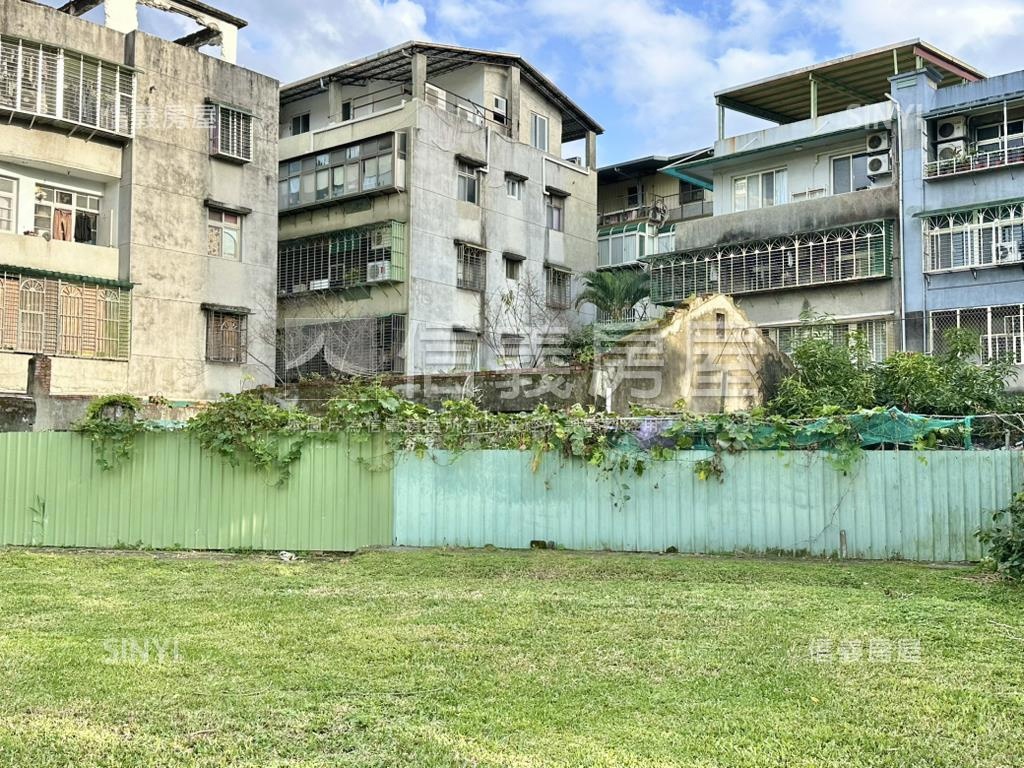 新店七張站☆稀有住宅用地房屋室內格局與周邊環境