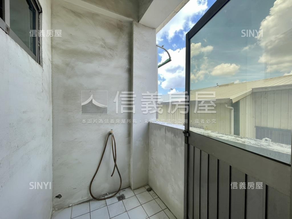 安南好成家小資透天房屋室內格局與周邊環境