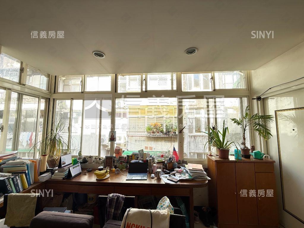 植物園旁都更潛力三房美寓房屋室內格局與周邊環境