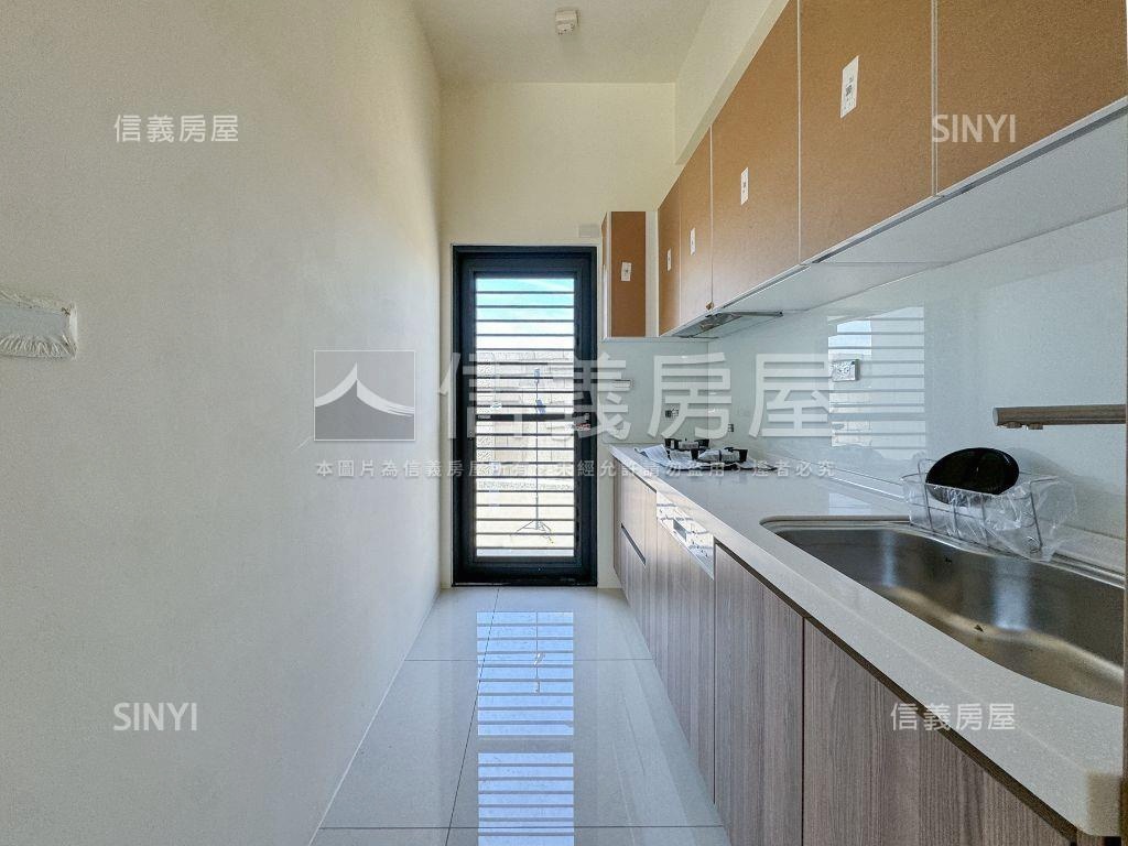 湖口華時代全新前後院別墅房屋室內格局與周邊環境