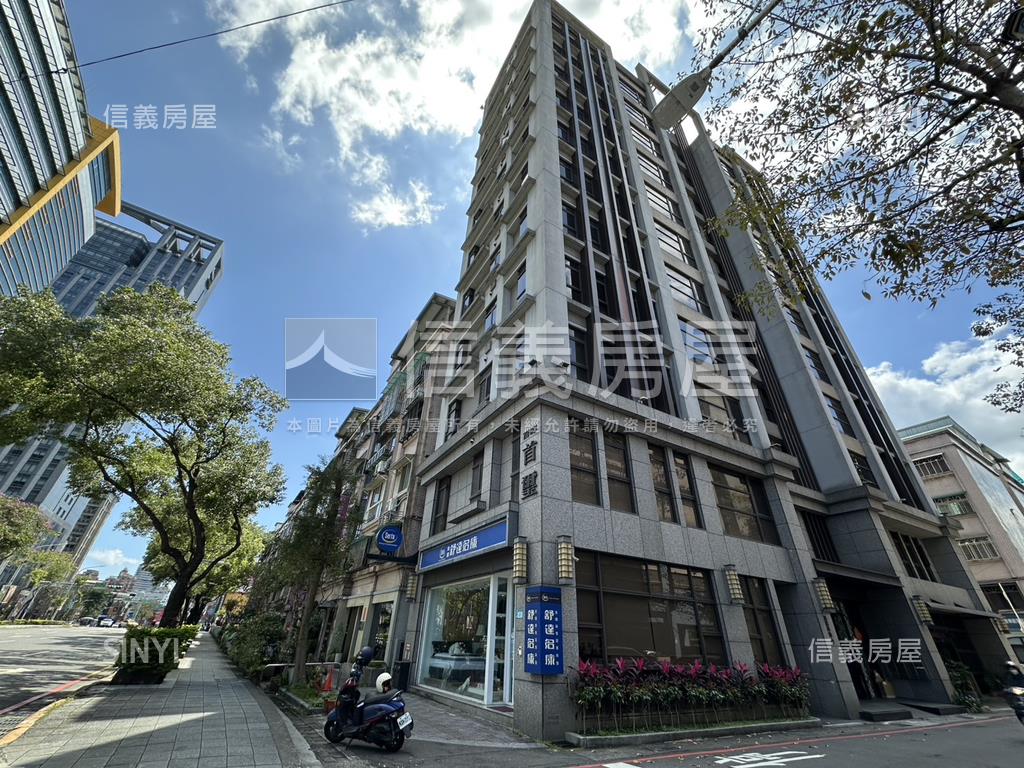 新板特區稀有店面房屋室內格局與周邊環境