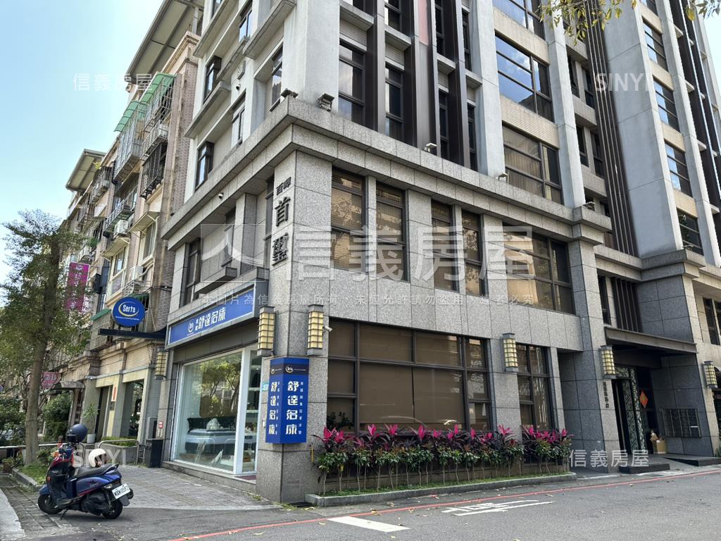 新板特區稀有店面房屋室內格局與周邊環境