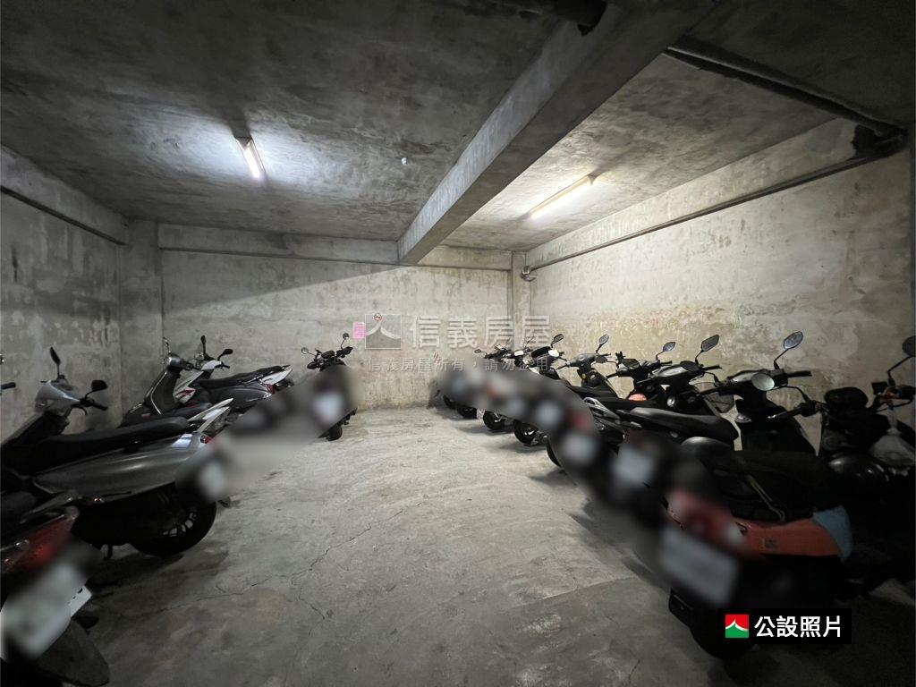 新興路裝潢三房美居房屋室內格局與周邊環境