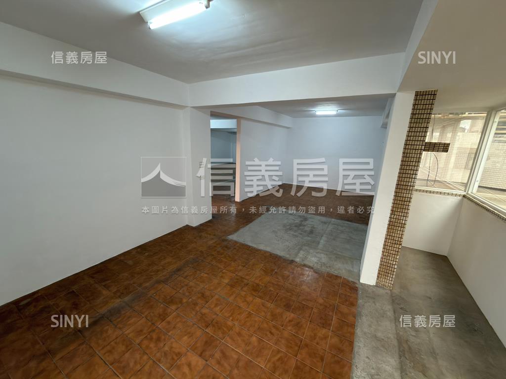 大智路精品大面寬店住房屋室內格局與周邊環境