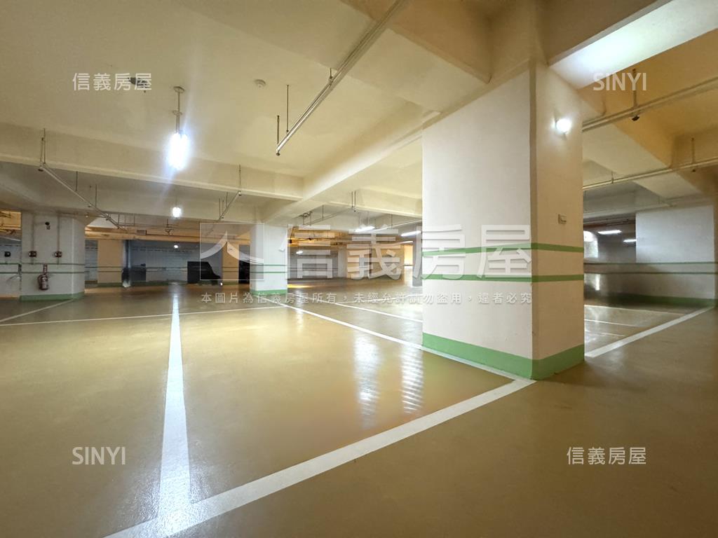 Ａ７稀有優雅兩房兩衛車位房屋室內格局與周邊環境