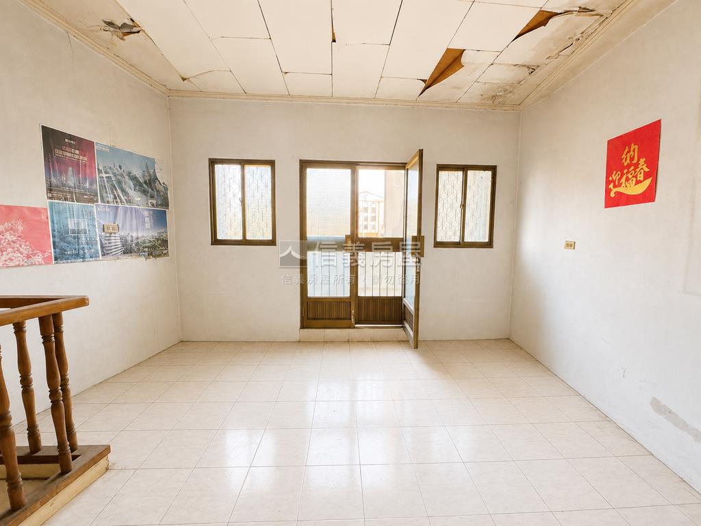 中央公園邊間文青優質透天房屋室內格局與周邊環境