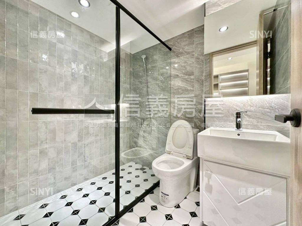 台北豪景精緻電梯三房房屋室內格局與周邊環境