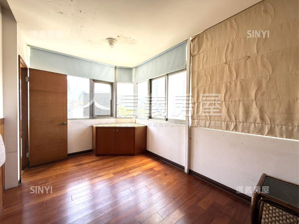新北投獨戶華廈房屋室內格局與周邊環境