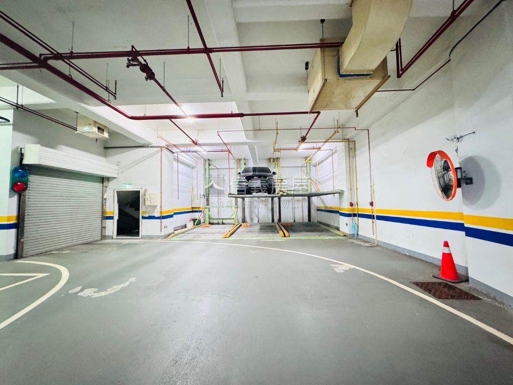 正旺★成功置產好車位房屋室內格局與周邊環境