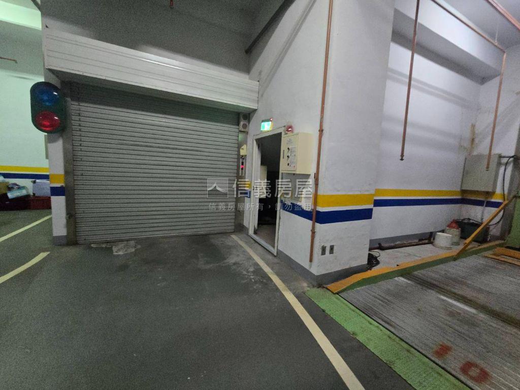 正旺★成功置產好車位房屋室內格局與周邊環境