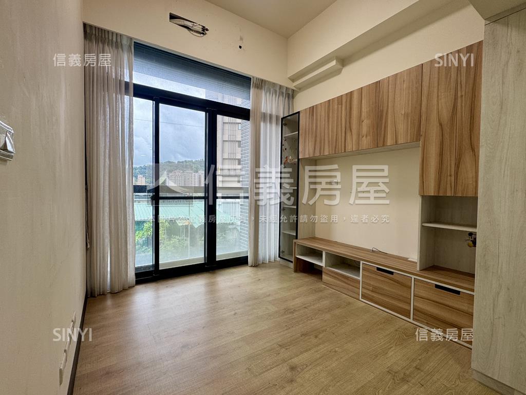 捷運住邑質感１＋１車位房屋室內格局與周邊環境