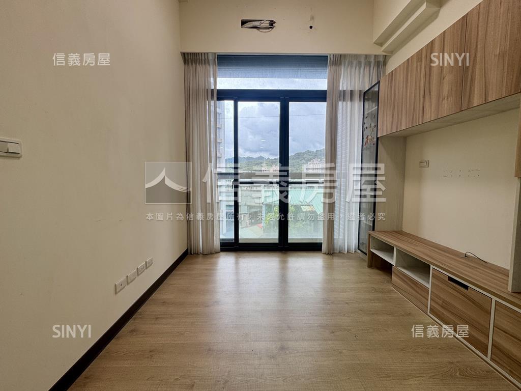 捷運住邑質感１＋１車位房屋室內格局與周邊環境