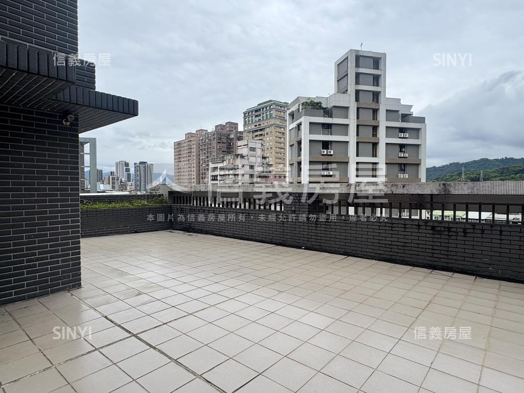 捷運住邑質感１＋１車位房屋室內格局與周邊環境