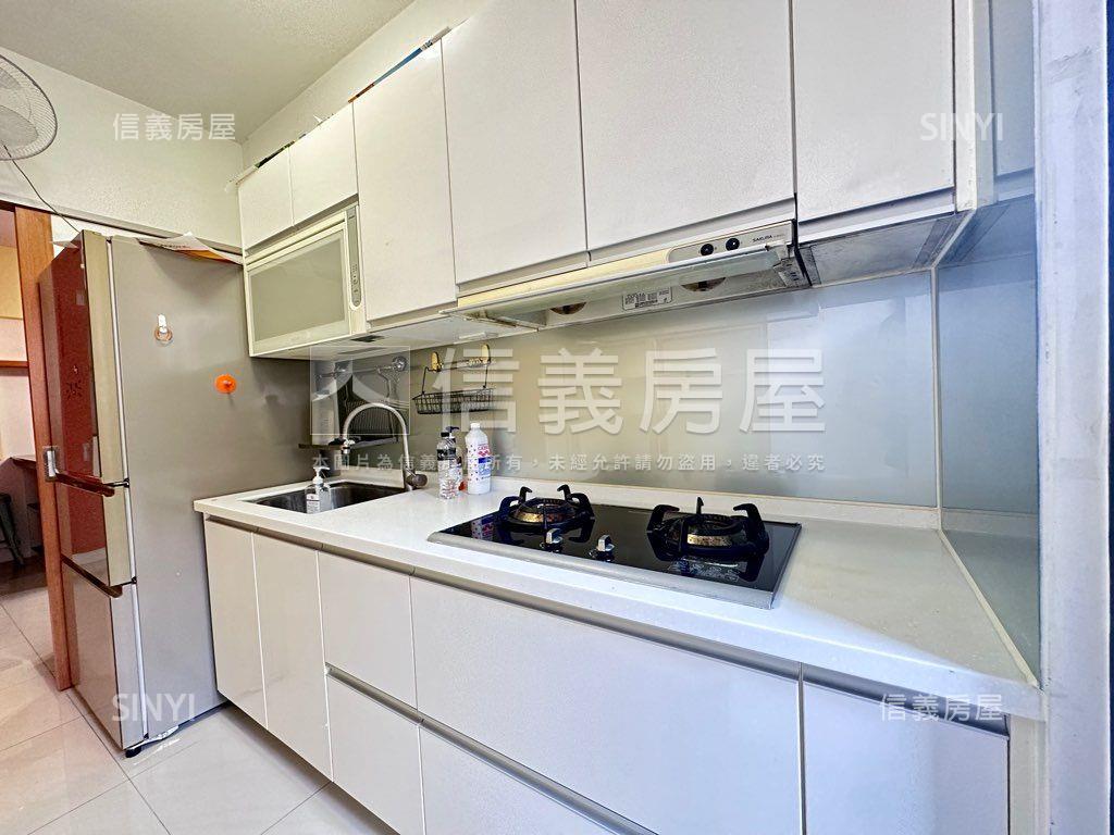 新案❤️捷運站旁三房平車房屋室內格局與周邊環境