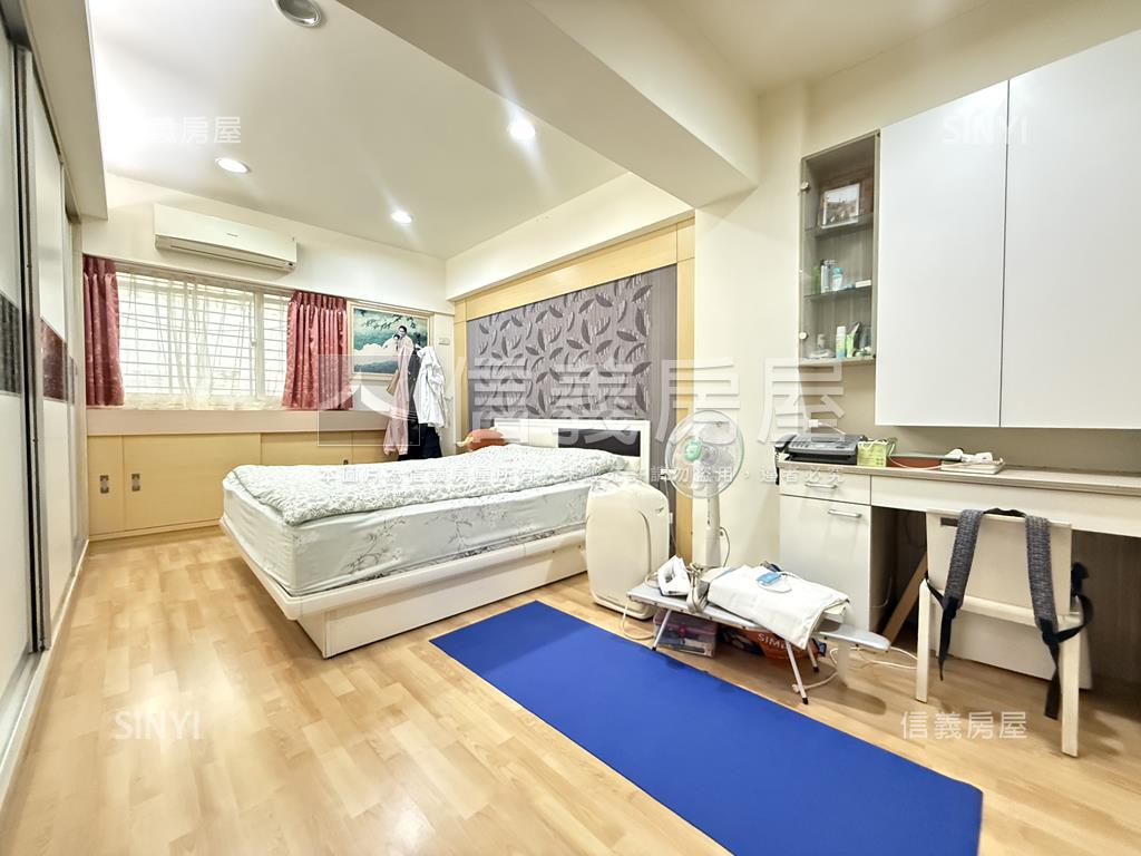 市府微風低公設美廈房屋室內格局與周邊環境