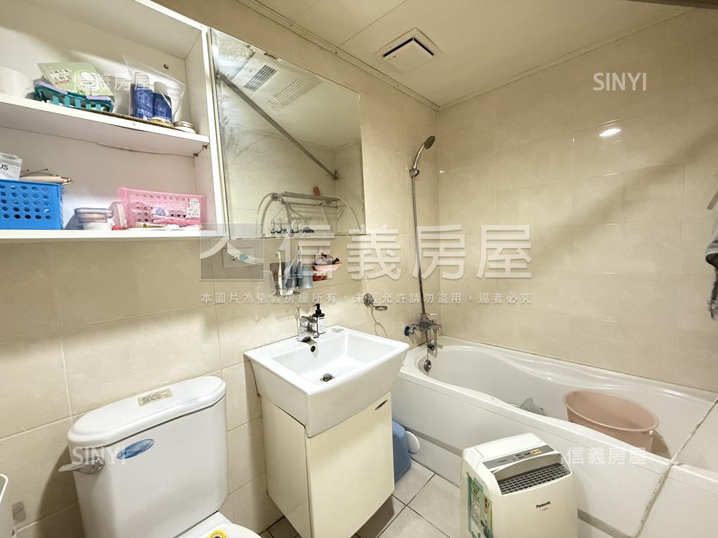 市府微風低公設美廈房屋室內格局與周邊環境