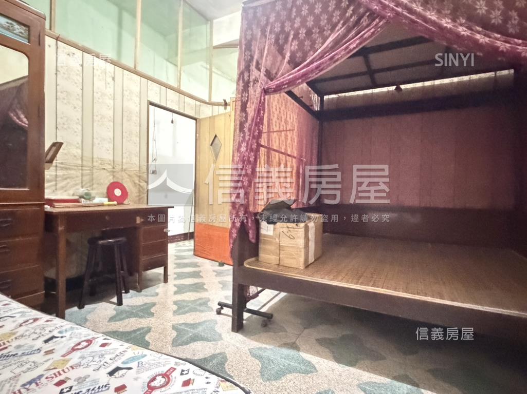 新埔近中正路低總價透店房屋室內格局與周邊環境