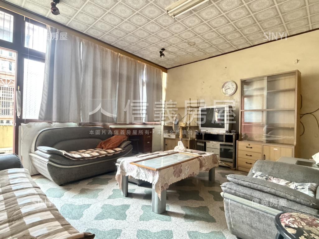 新埔近中正路低總價透店房屋室內格局與周邊環境