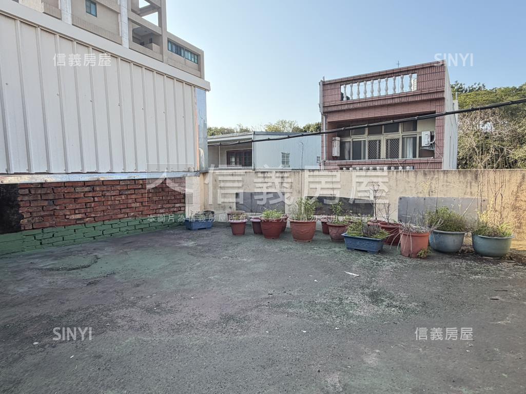 新埔近中正路低總價透店房屋室內格局與周邊環境