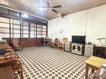 新埔近中正路低總價透店