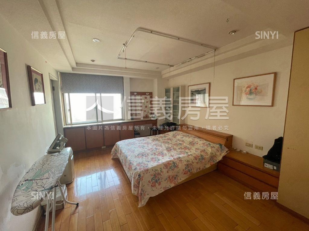 可看屋圓環採光電梯大４房房屋室內格局與周邊環境