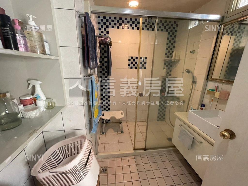可看屋圓環採光電梯大４房房屋室內格局與周邊環境