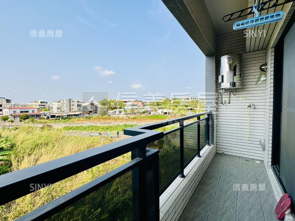 獨賣｜新化約６年３房平車房屋室內格局與周邊環境