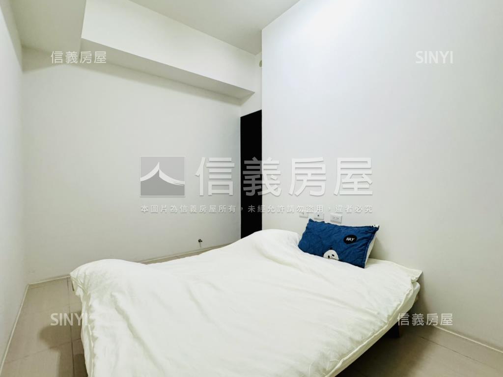 獨賣｜新化約６年３房平車房屋室內格局與周邊環境