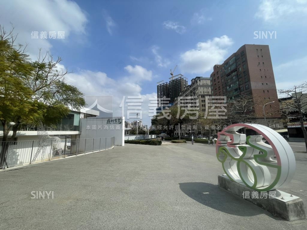 新竹之昇前棟１０樓房屋室內格局與周邊環境