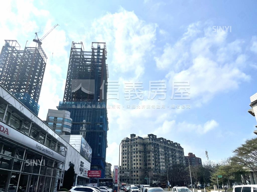 新竹之昇前棟１０樓房屋室內格局與周邊環境