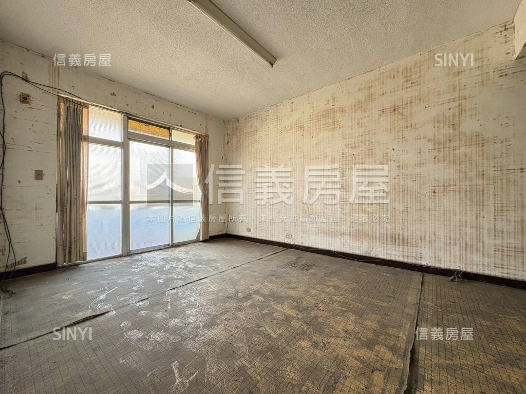 國泰三樓方正公寓房屋室內格局與周邊環境