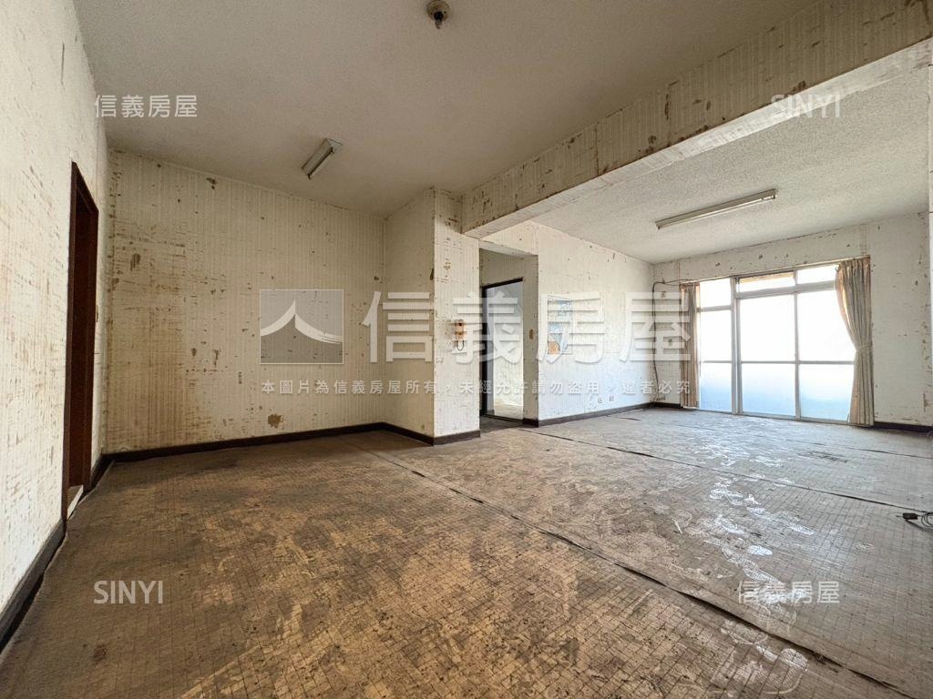國泰三樓方正公寓房屋室內格局與周邊環境