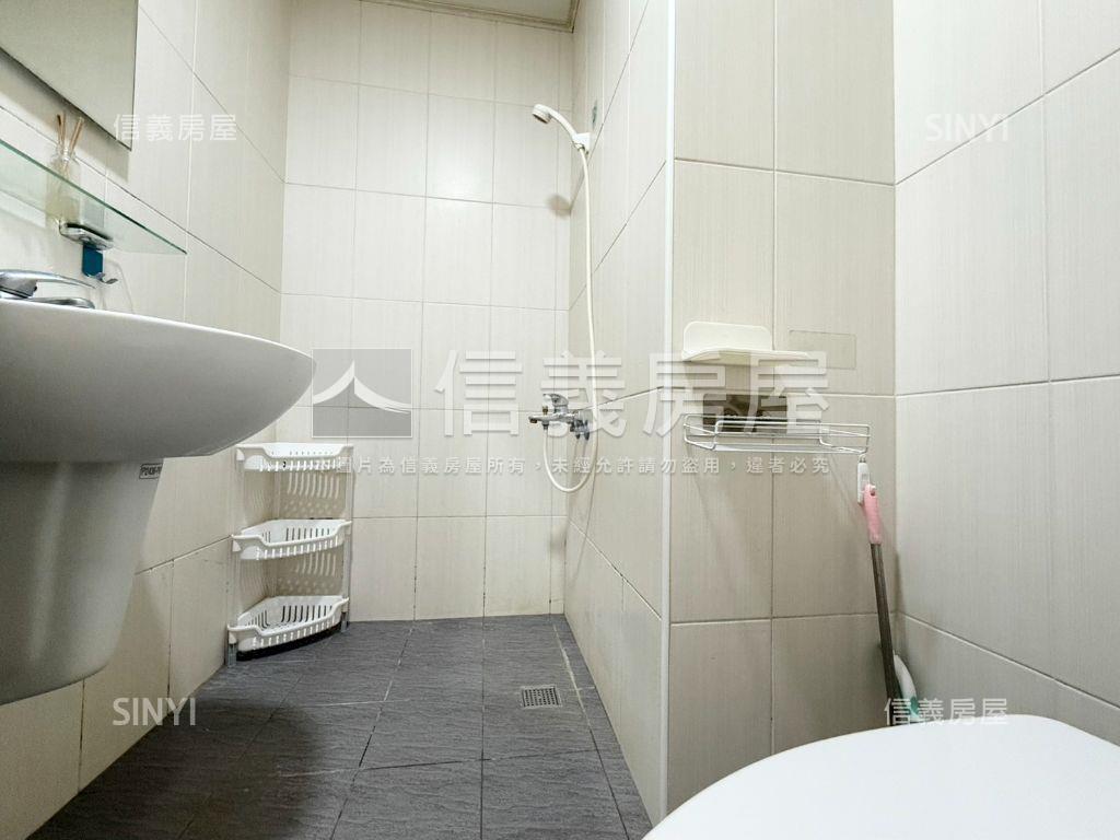 近中山醫震後兩房平車房屋室內格局與周邊環境