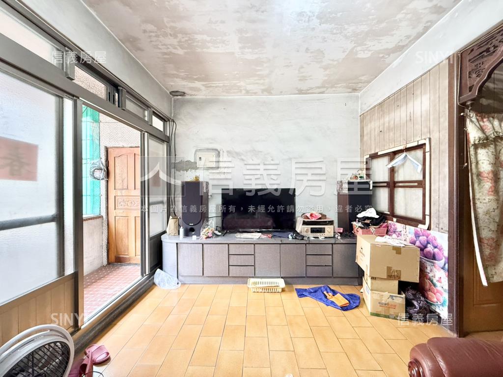 寓見陽光前後陽台美寓房屋室內格局與周邊環境