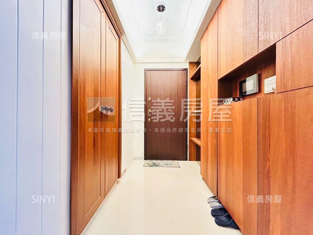 ★河景★沐川典雅三房車位房屋室內格局與周邊環境